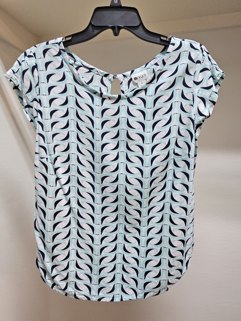 STYLUS Mint and Navy Wave-Print Cap Sleeve Blouse